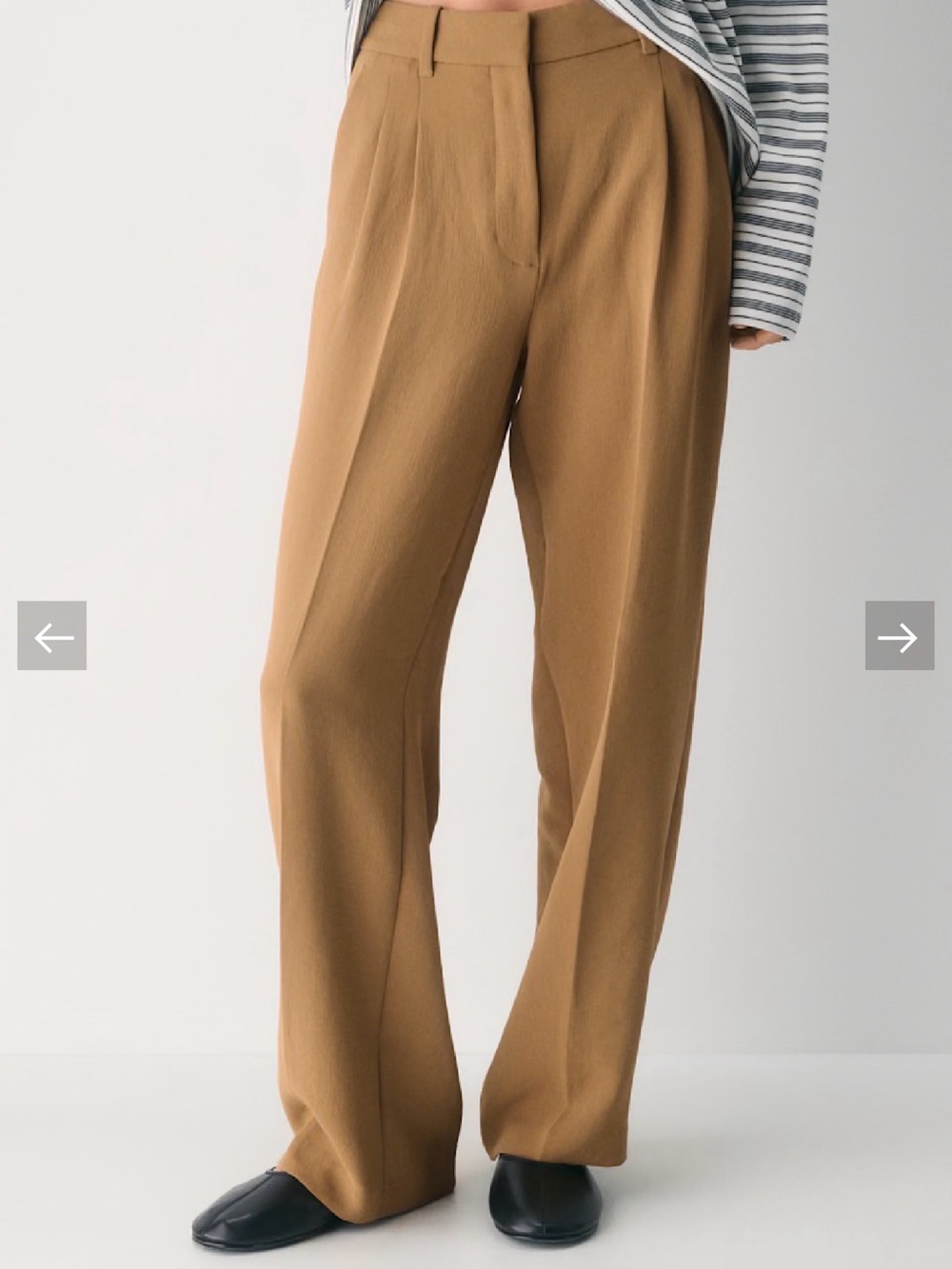 Wilfred Aritzia The Effortless Pant- Crepette in Saville